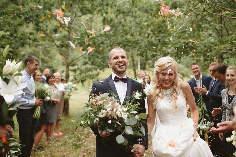 6-wedding-in-wild-forest